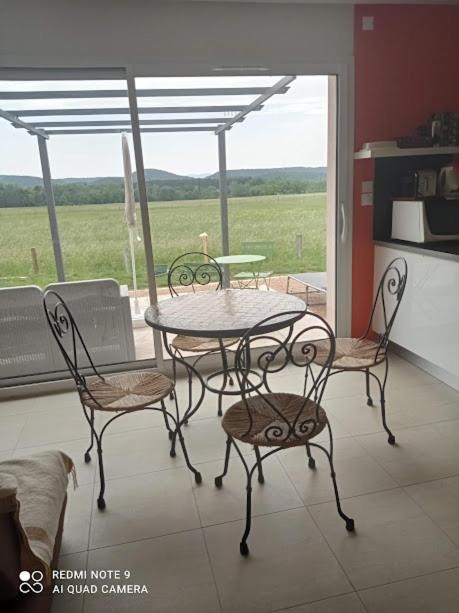 Chez Brigitte, Un Sejour En Haute-Loire Saint-Germain-Laprade Экстерьер фото